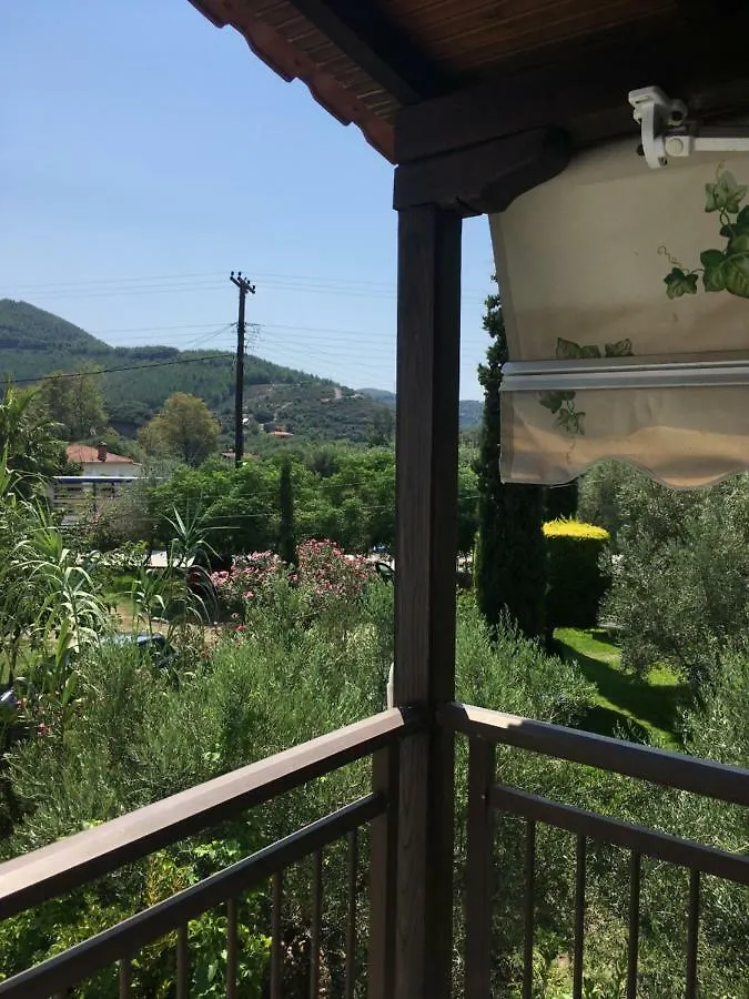 Rooms Katerina Τορώνη